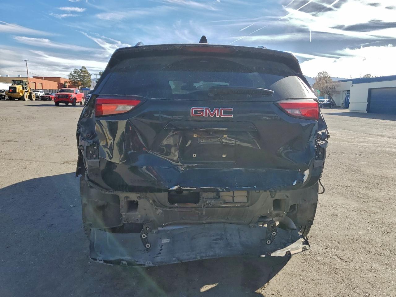 2020 GMC TERRAIN SLE photo 6