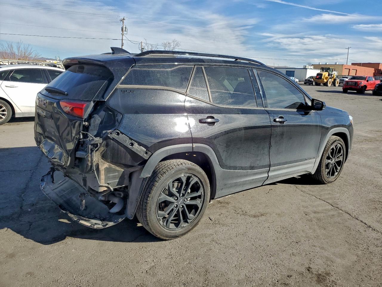 2020 GMC TERRAIN SLE photo 3