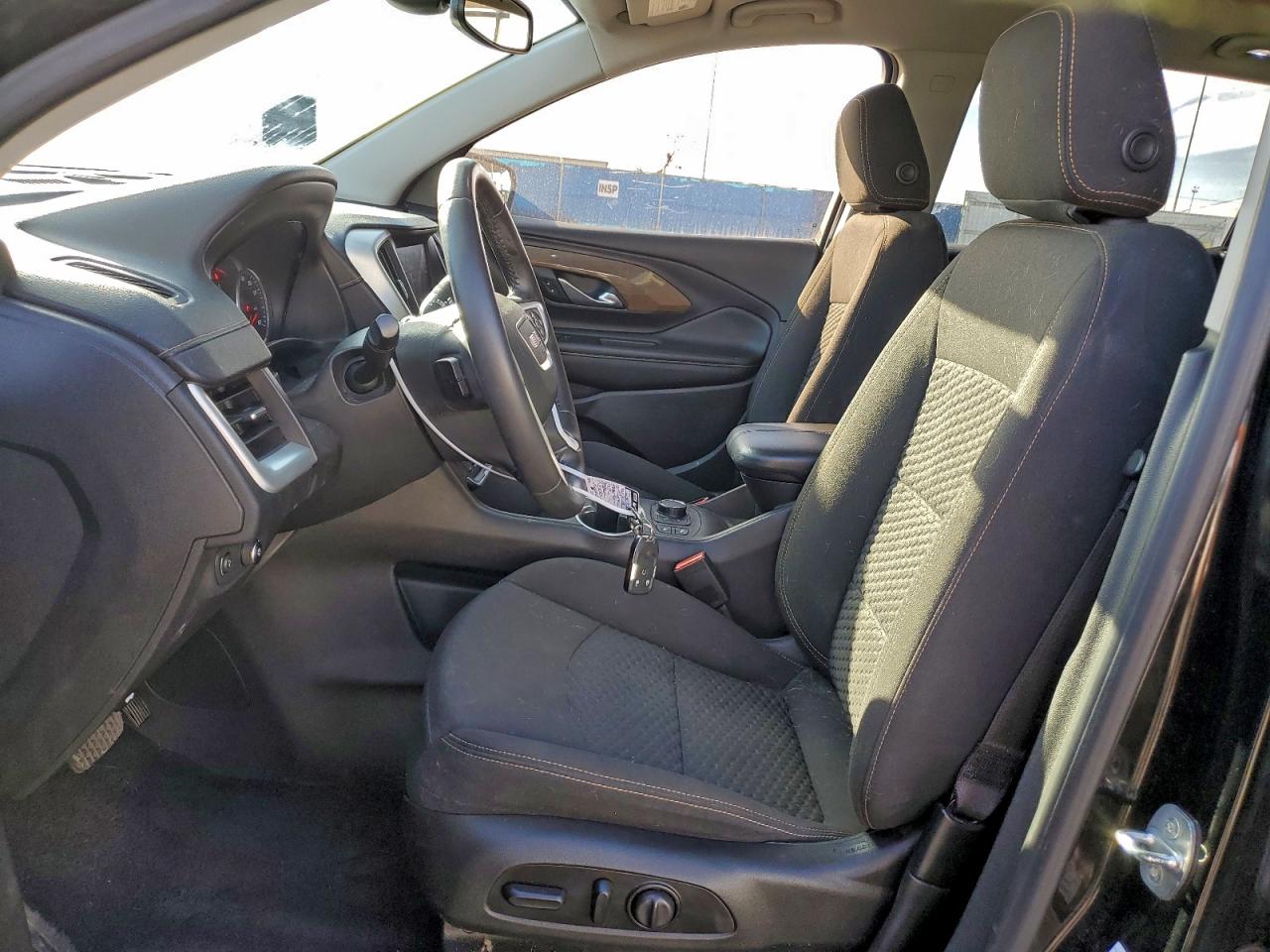2020 GMC TERRAIN SLE photo 7