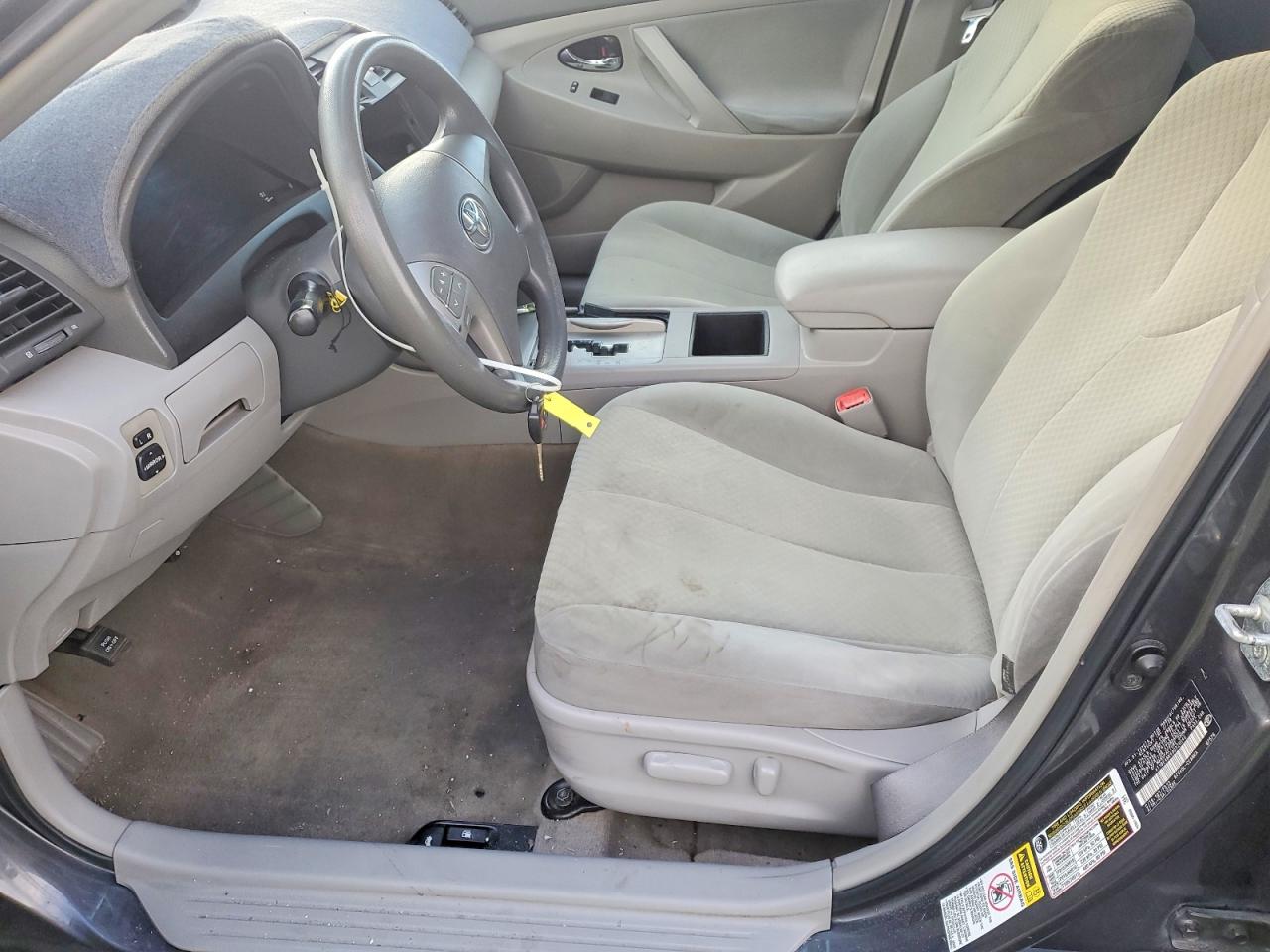 2009 TOYOTA CAMRY BASE photo 7