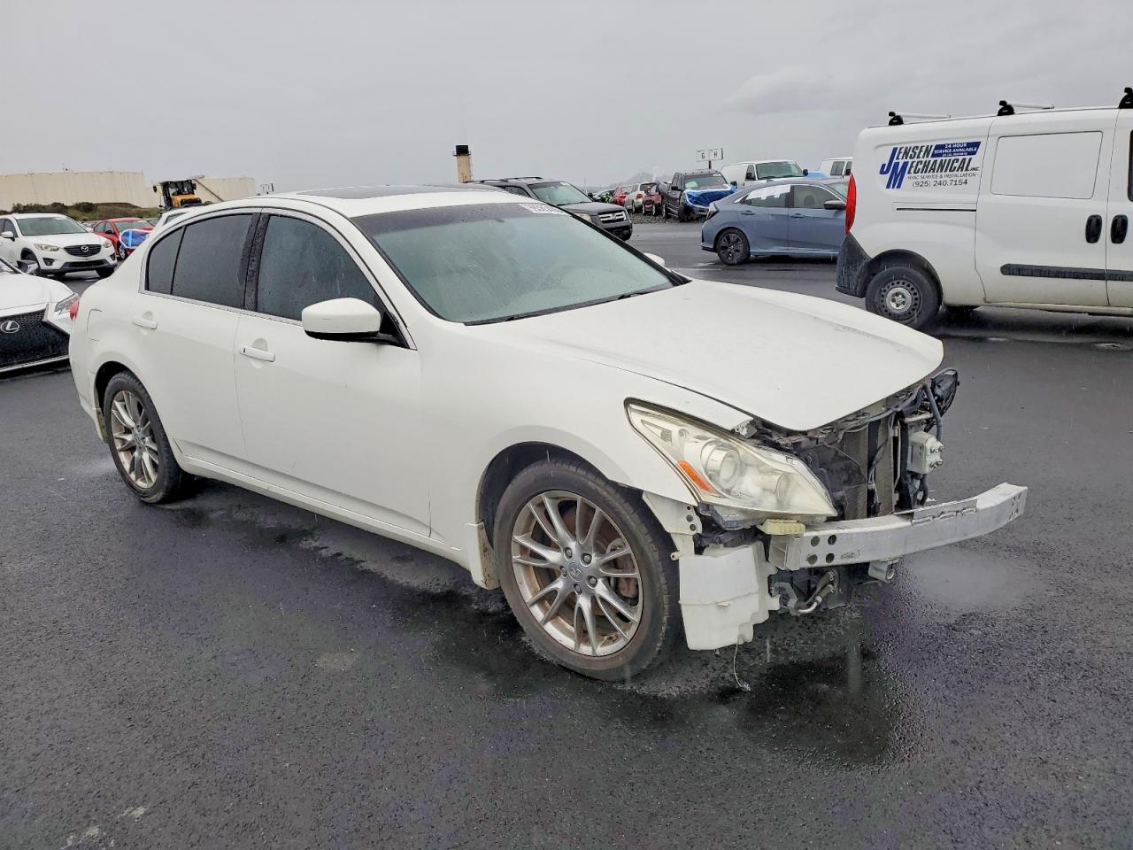 2012 INFINITI G37 photo 7