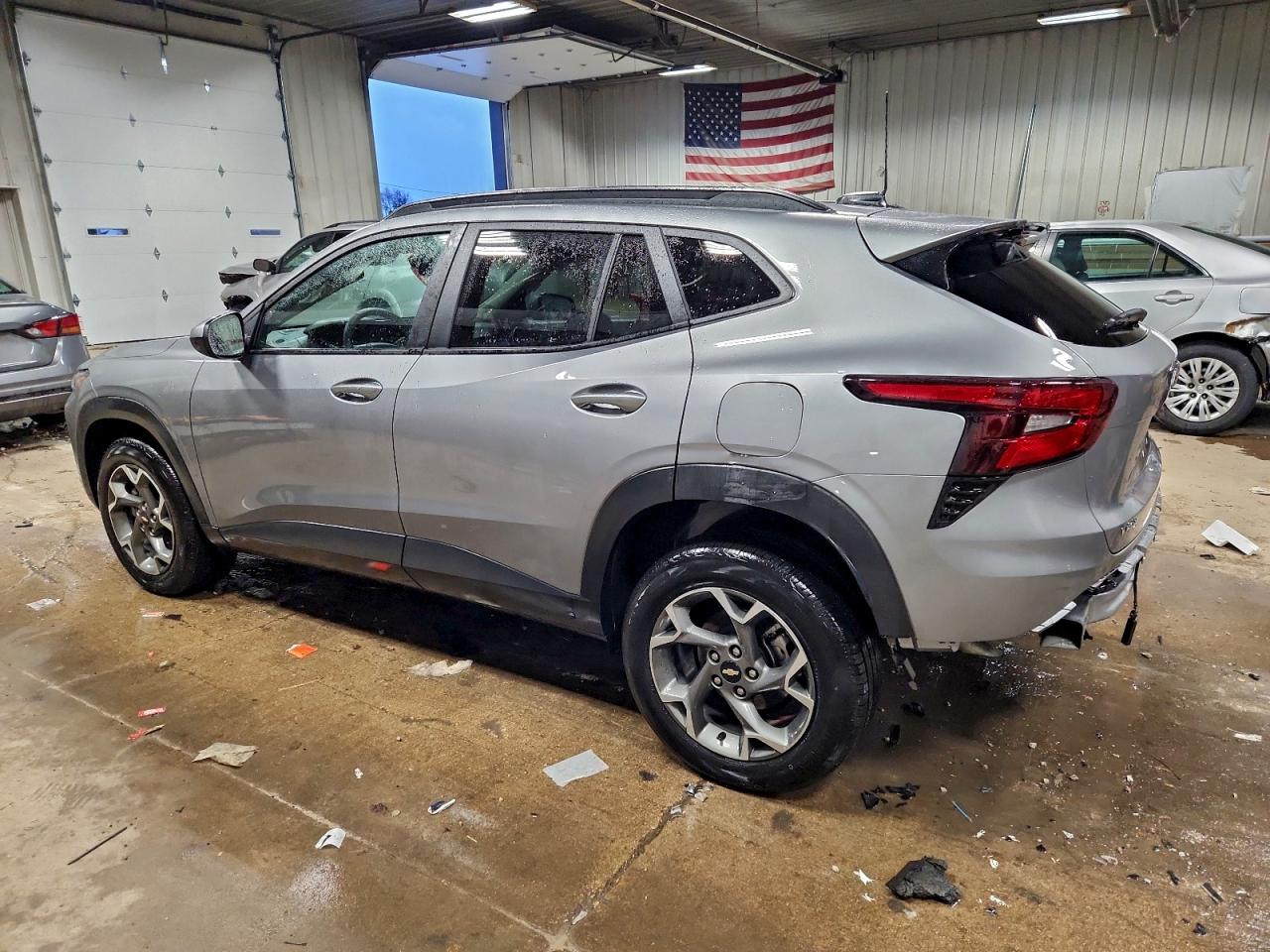 2025 CHEVROLET TRAX 1LT photo 4