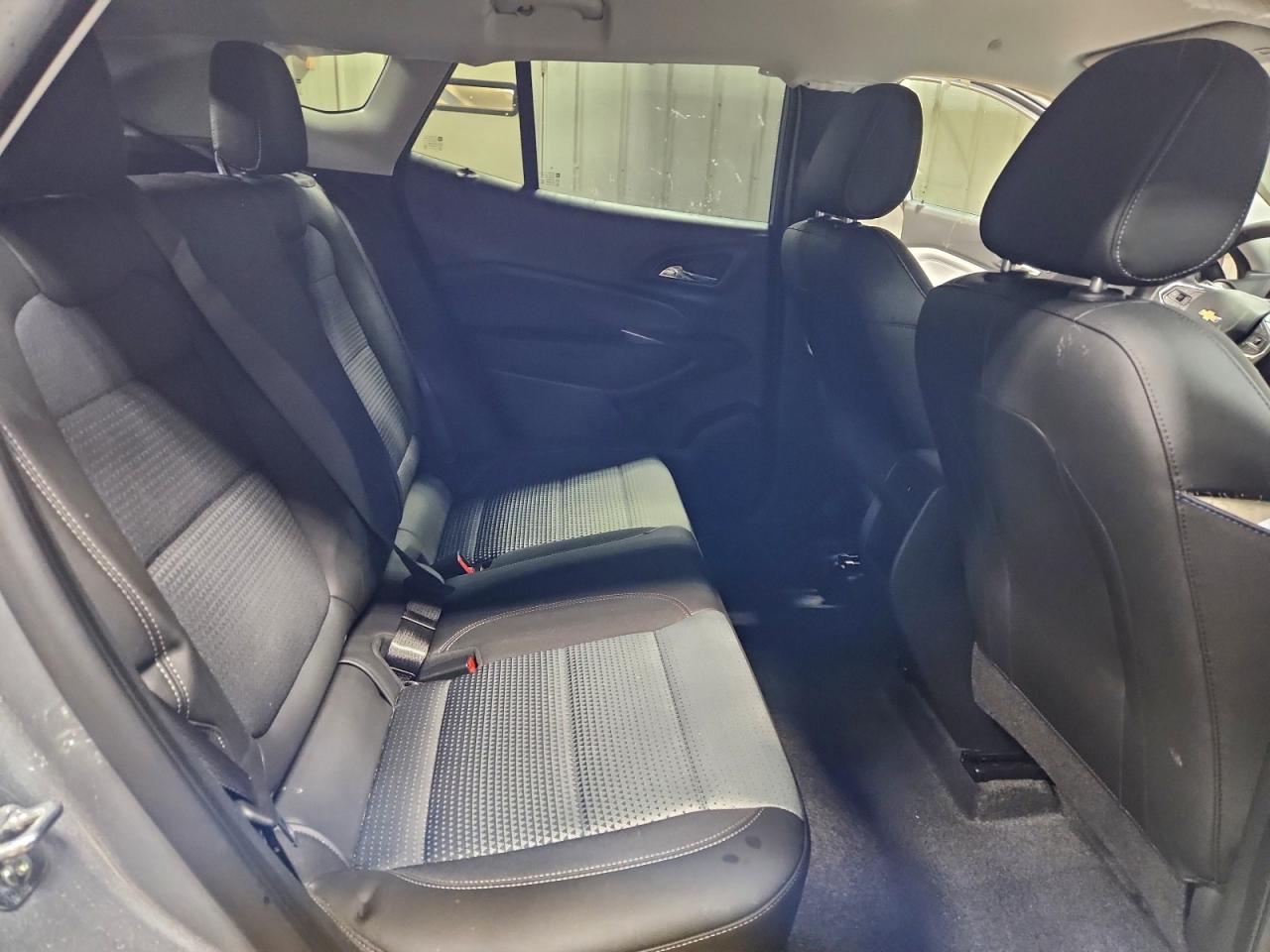 2025 CHEVROLET TRAX 1LT photo 31