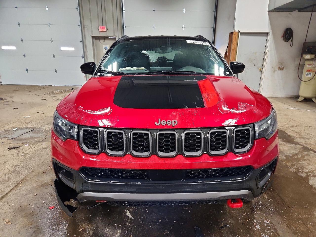 2025 JEEP COMPASS TRAILHAWK photo 5