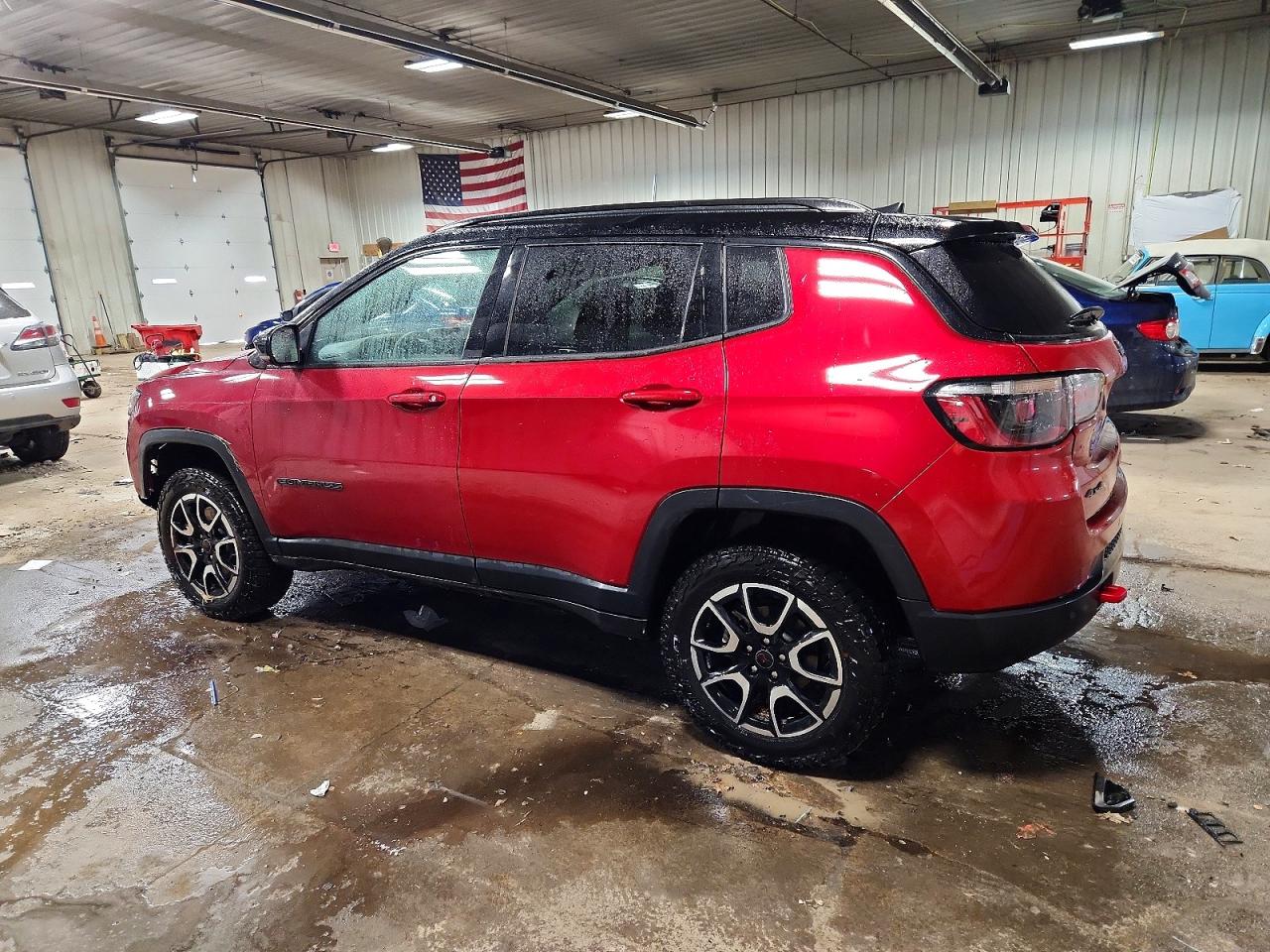 2025 JEEP COMPASS TRAILHAWK photo 2