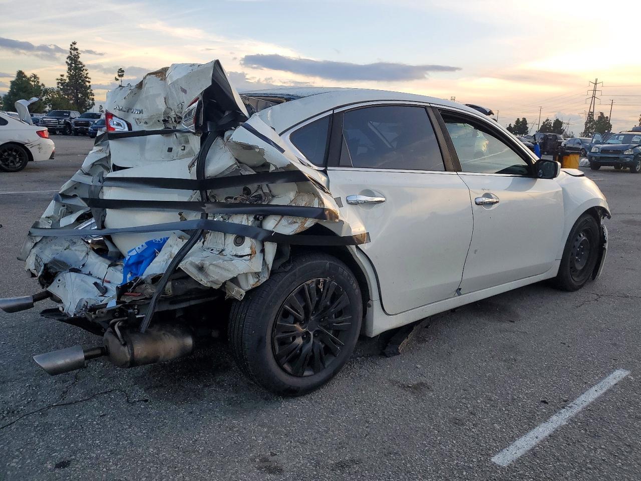 2016 NISSAN ALTIMA 2.5 photo 5