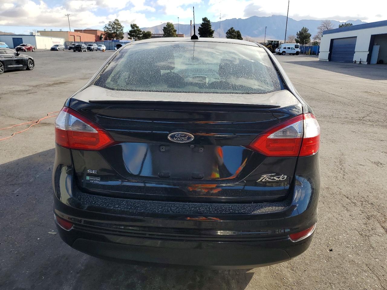 2019 FORD FIESTA SE photo 6