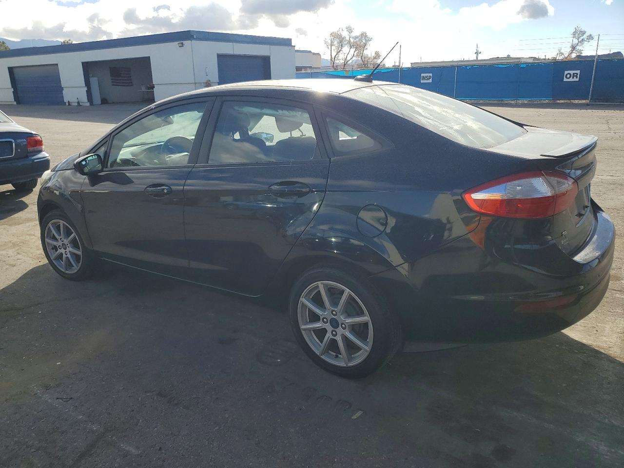 2019 FORD FIESTA SE photo 2