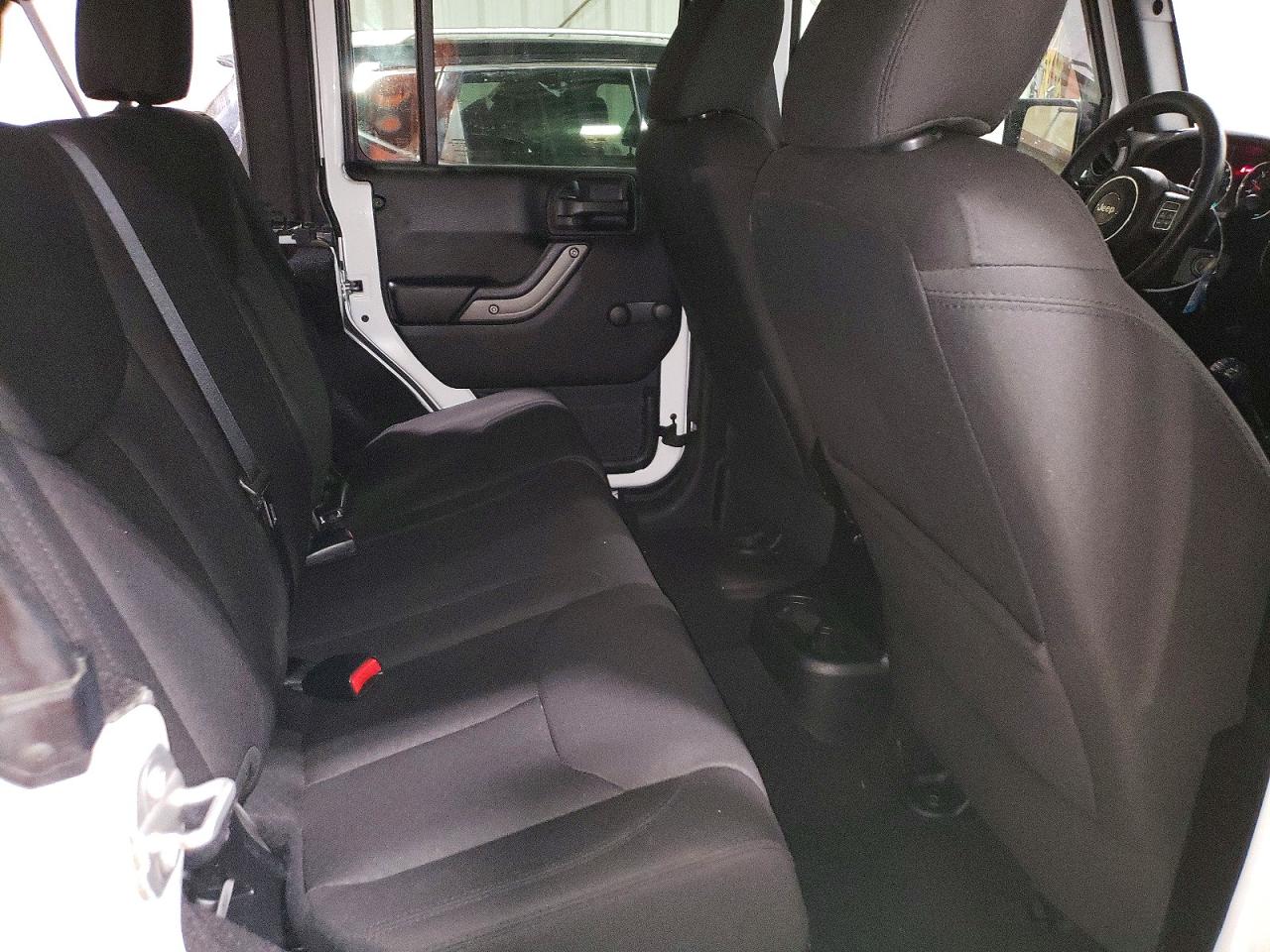 2016 JEEP WRANGLER UNLIMITED SPORT photo 11