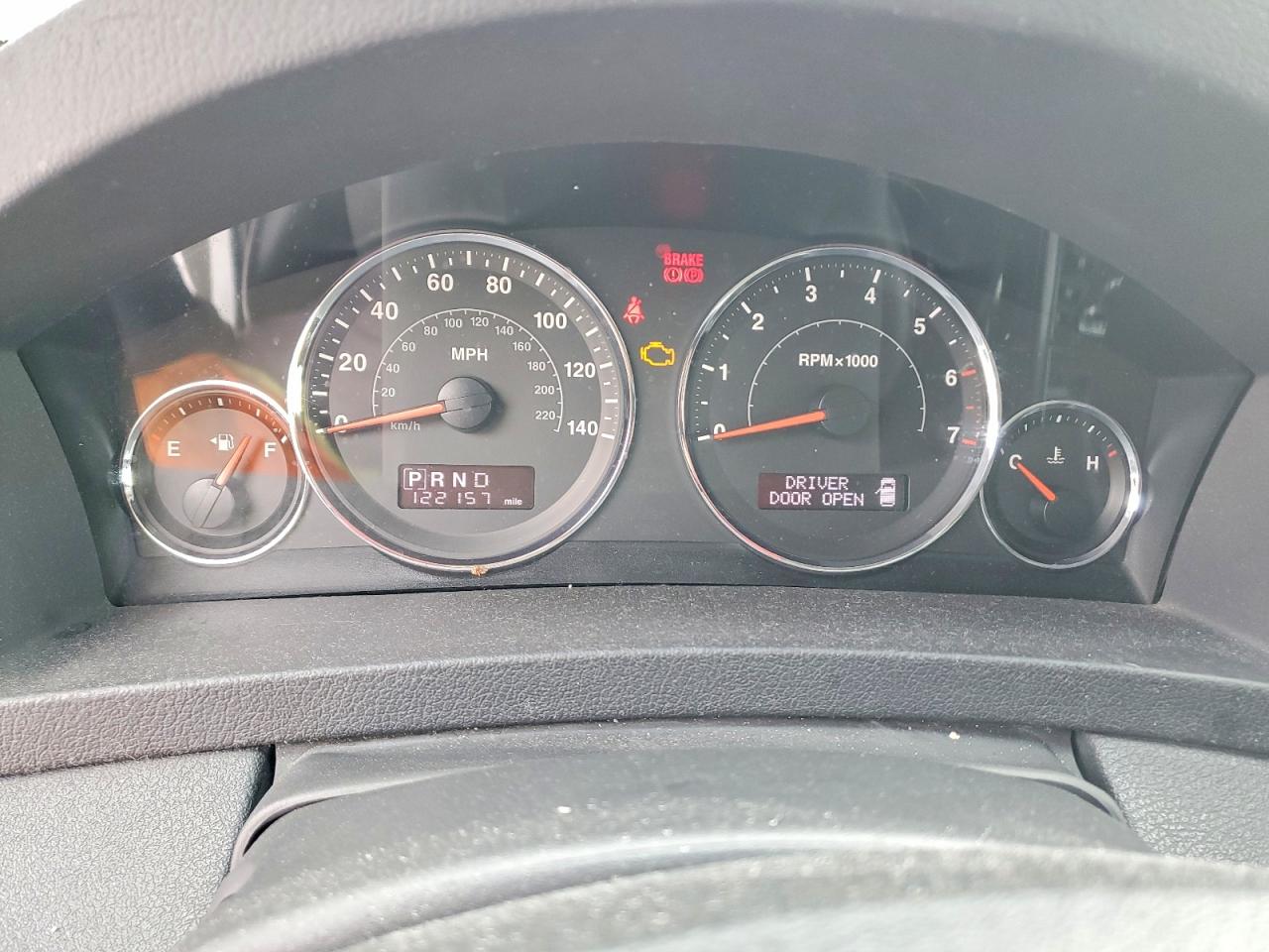 2008 JEEP GRAND CHEROKEE LAREDO photo 9