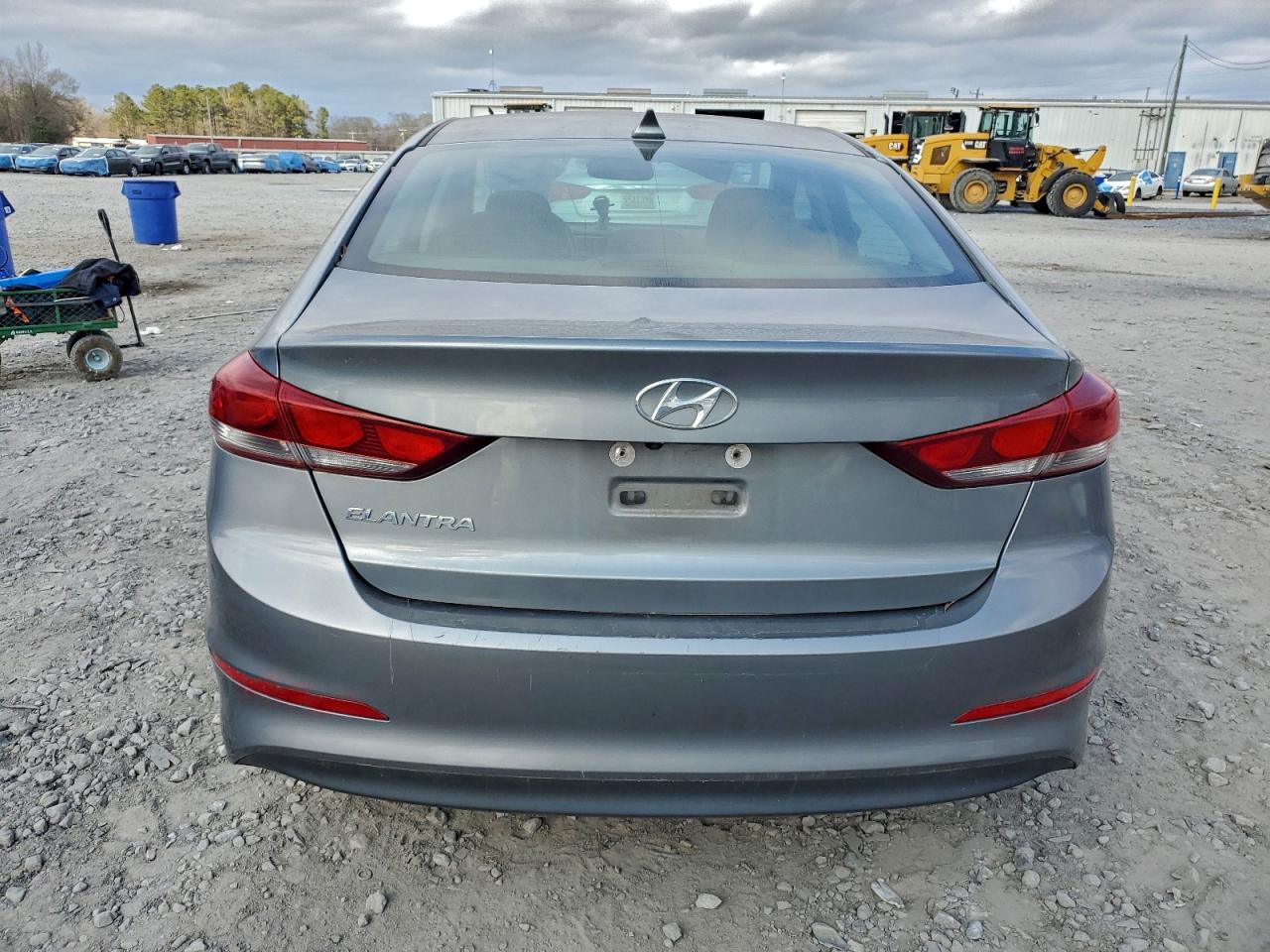 2018 HYUNDAI ELANTRA photo 6