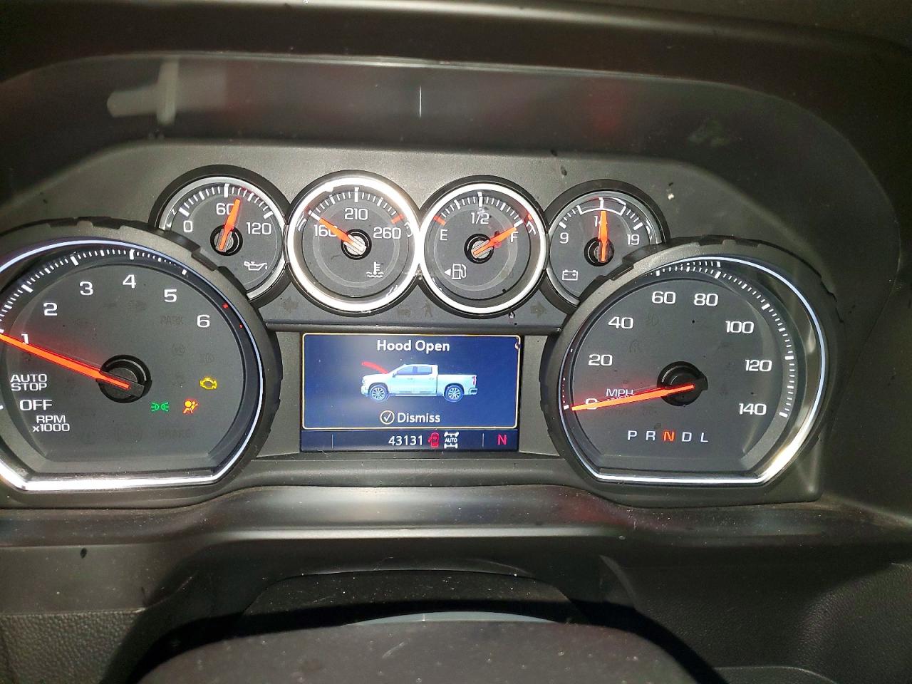 2020 CHEVROLET SILVERADO K1500 LT photo 9