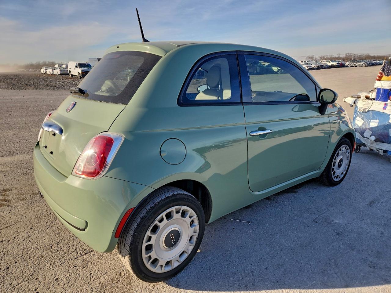 2013 FIAT 500 POP photo 3