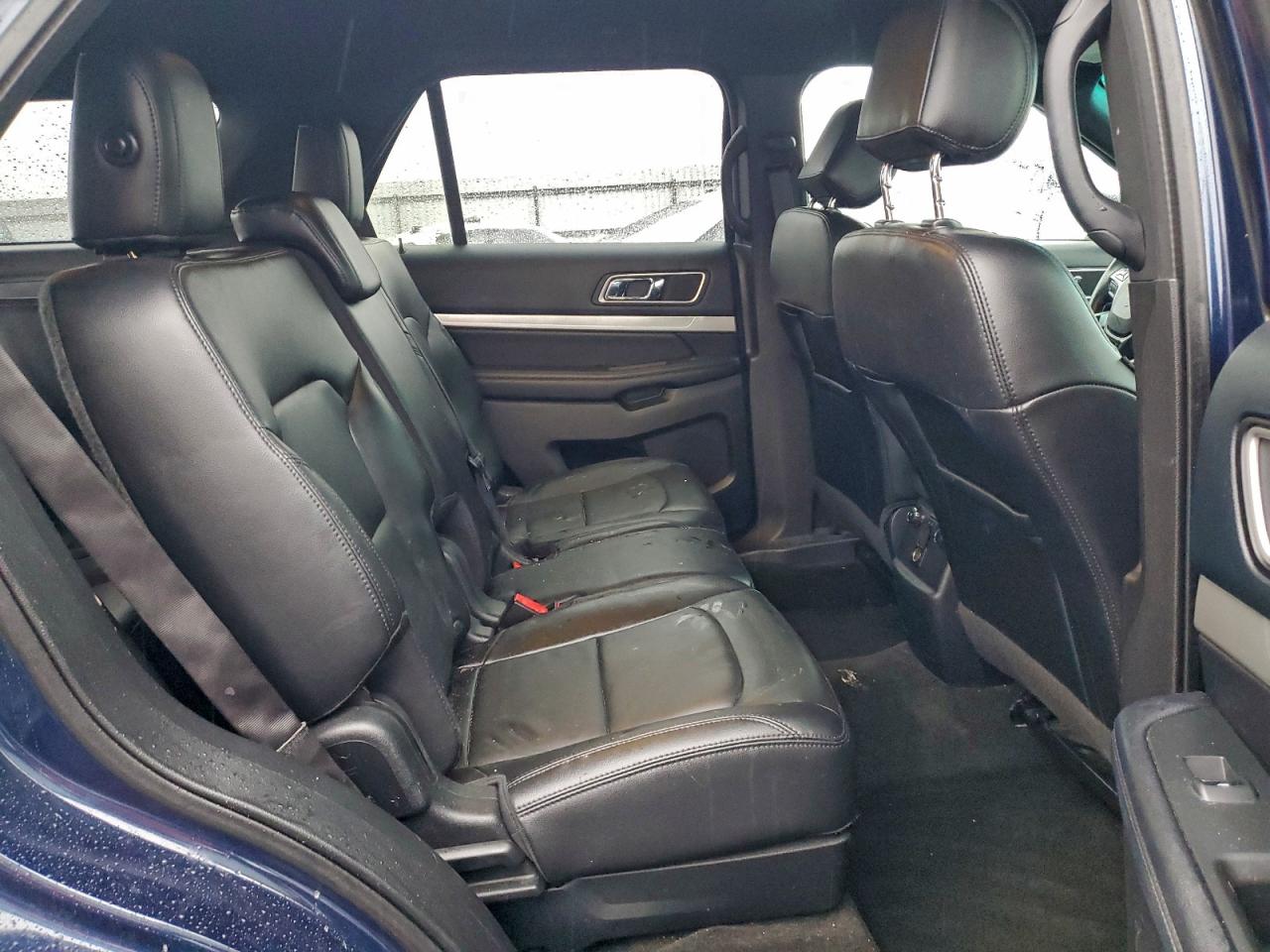 2016 FORD EXPLORER XLT photo 11