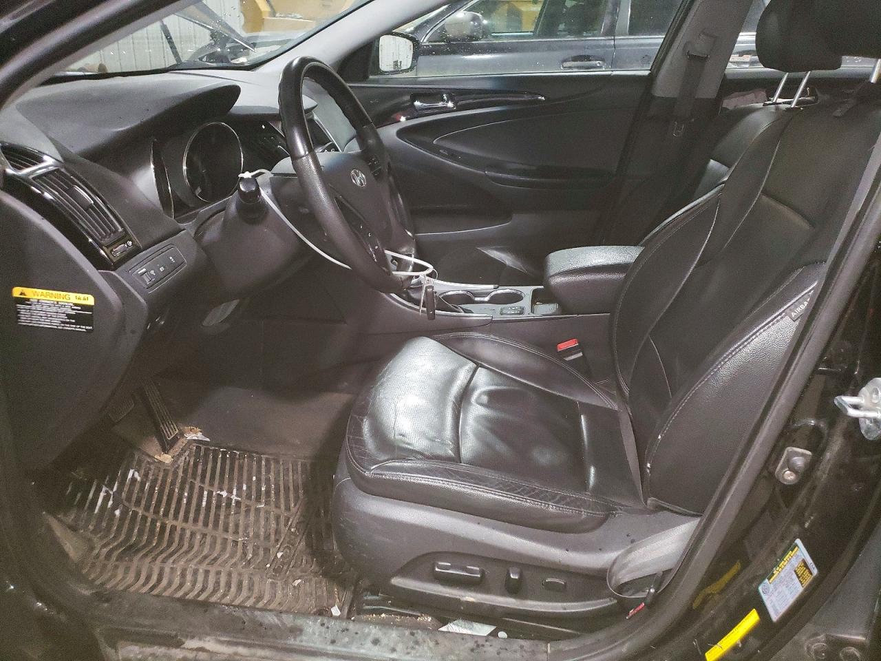 2011 HYUNDAI SONATA SE photo 7