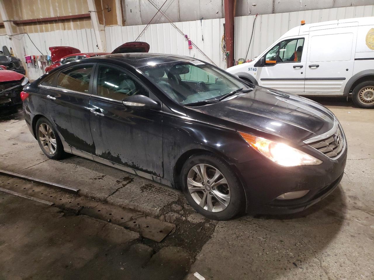 2011 HYUNDAI SONATA SE photo 4