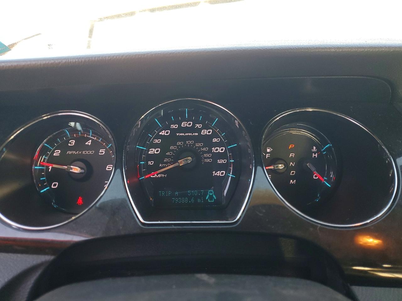 2011 FORD TAURUS LIMITED photo 9
