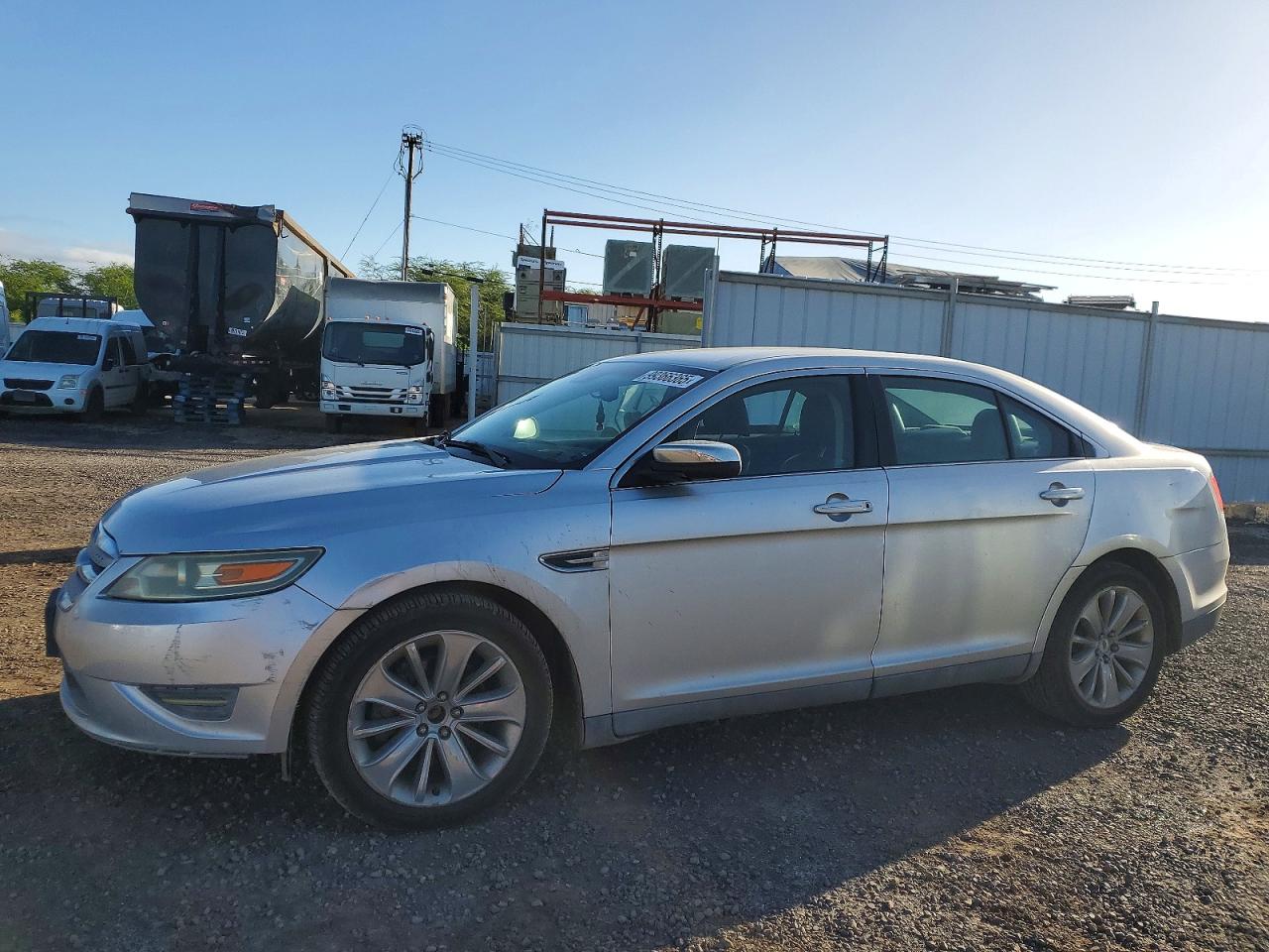 2011 FORD TAURUS