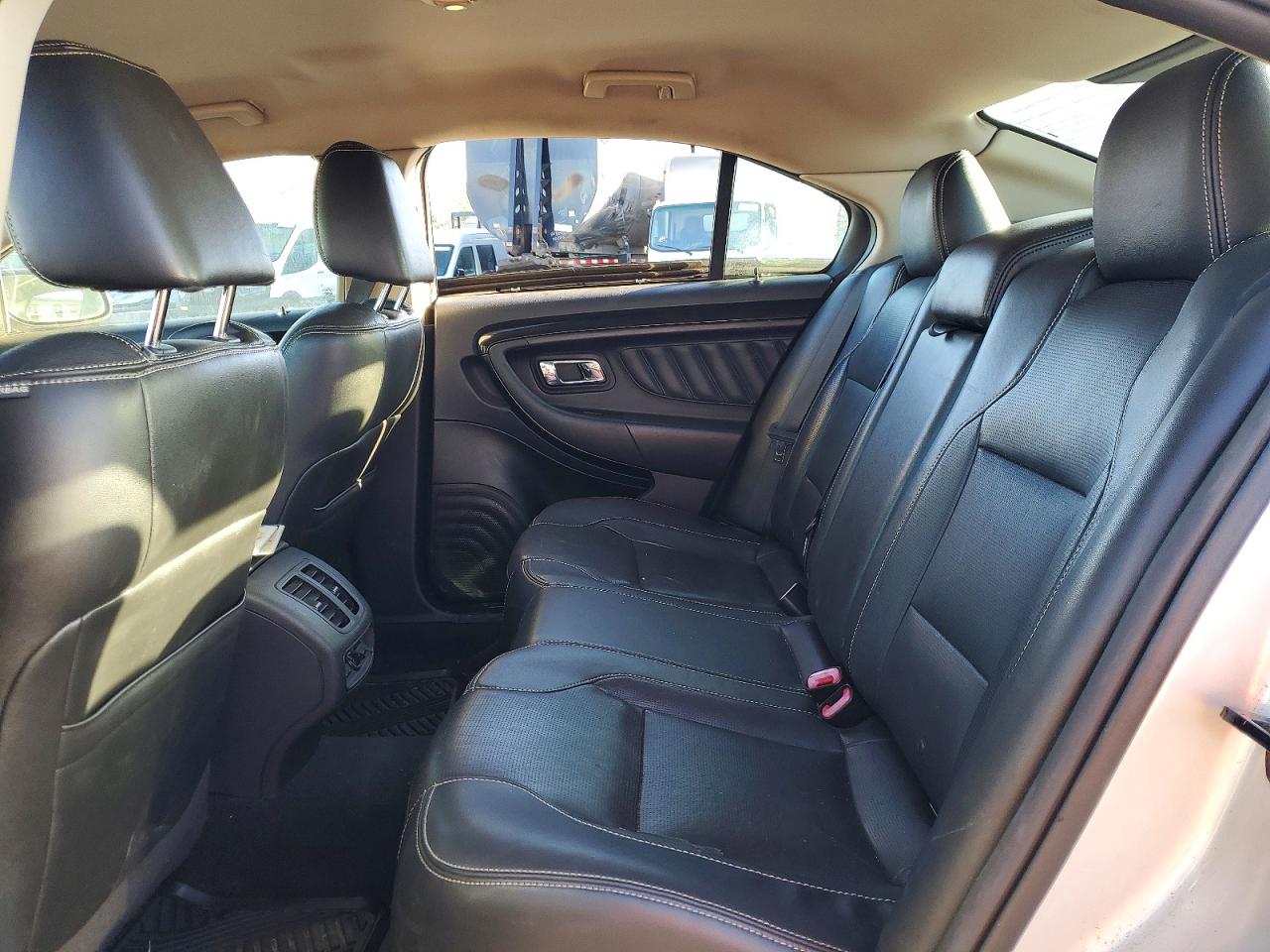 2011 FORD TAURUS LIMITED photo 10