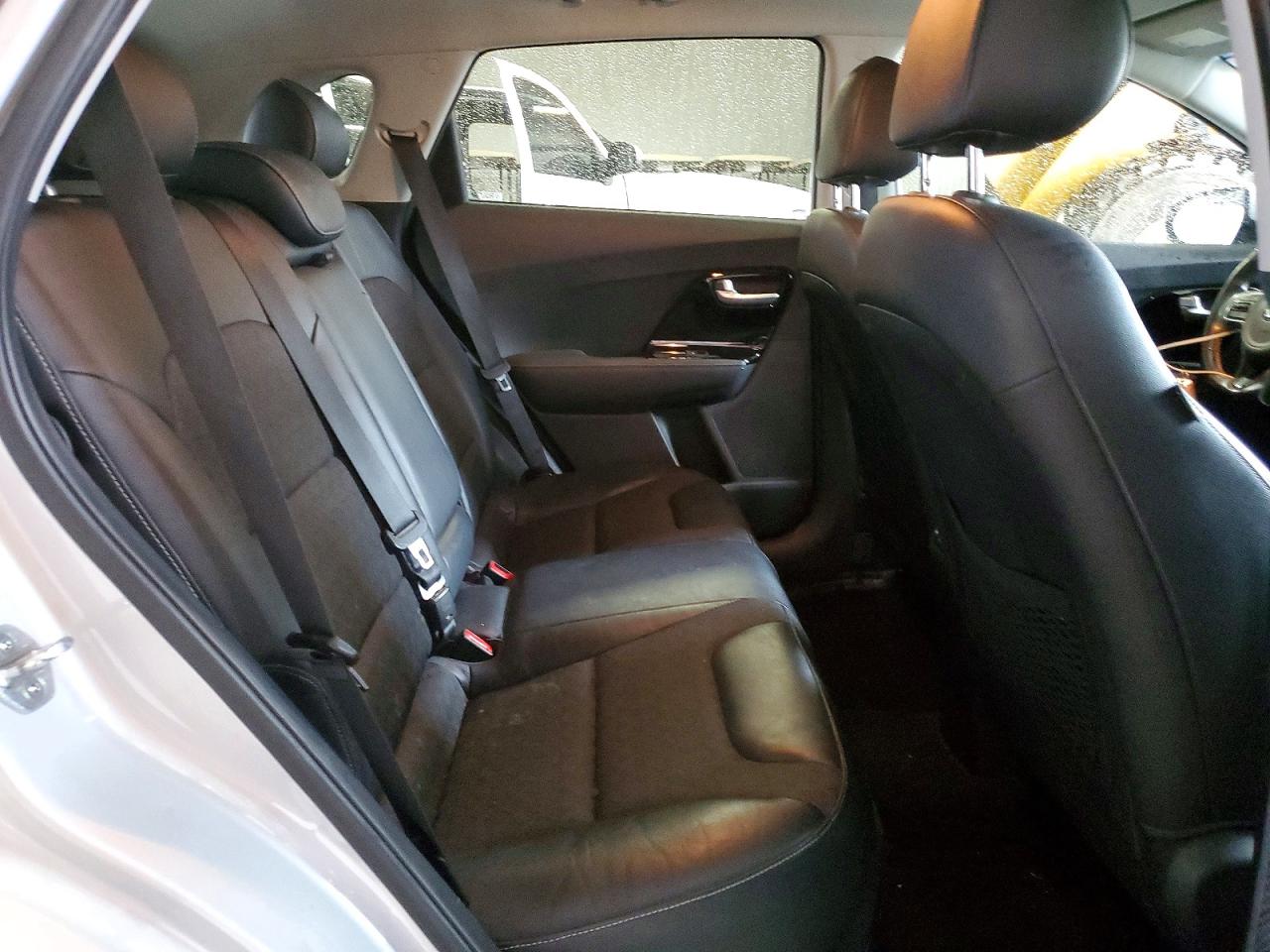 2017 KIA NIRO EX photo 11