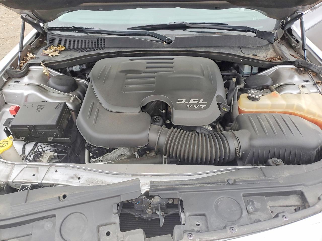 2016 CHRYSLER 300 LIMITED photo 11