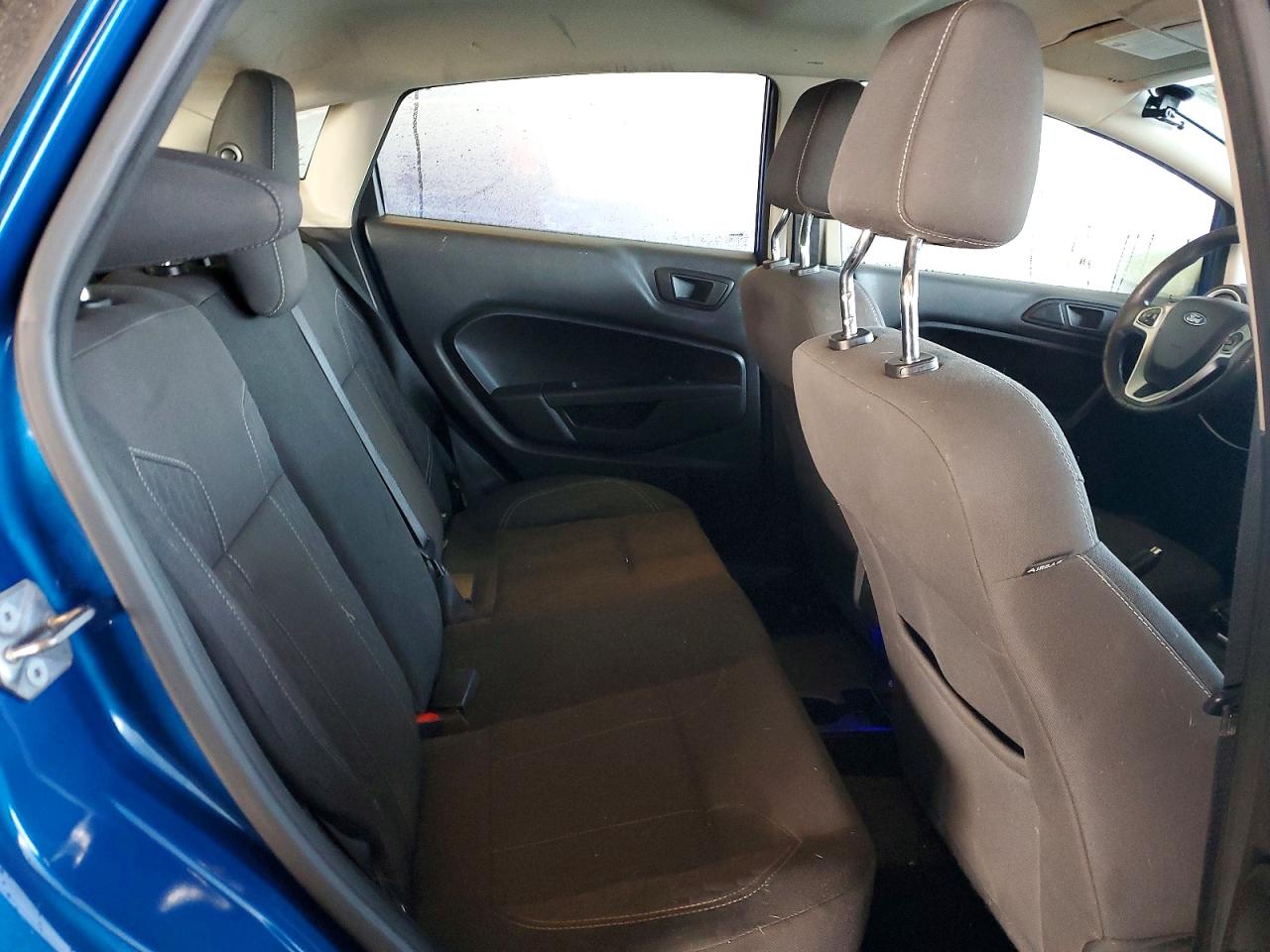 2019 FORD FIESTA SE photo 10