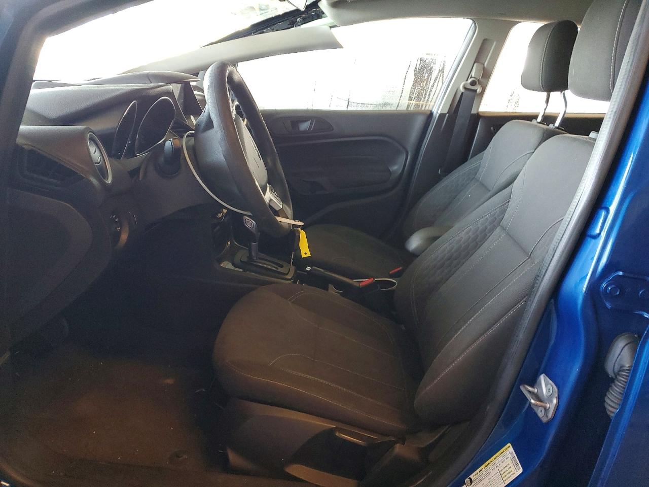 2019 FORD FIESTA SE photo 7