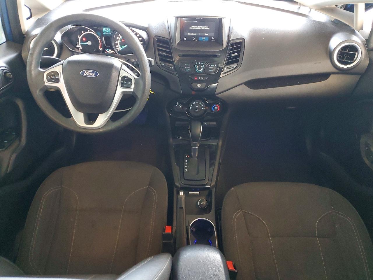 2019 FORD FIESTA SE photo 8