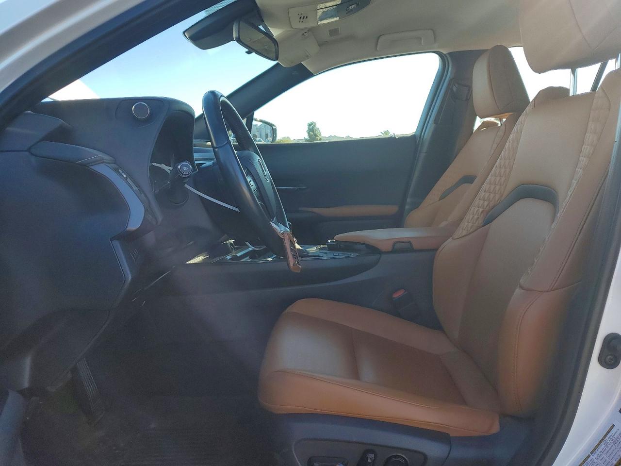 2022 LEXUS UX 250H BASE photo 7