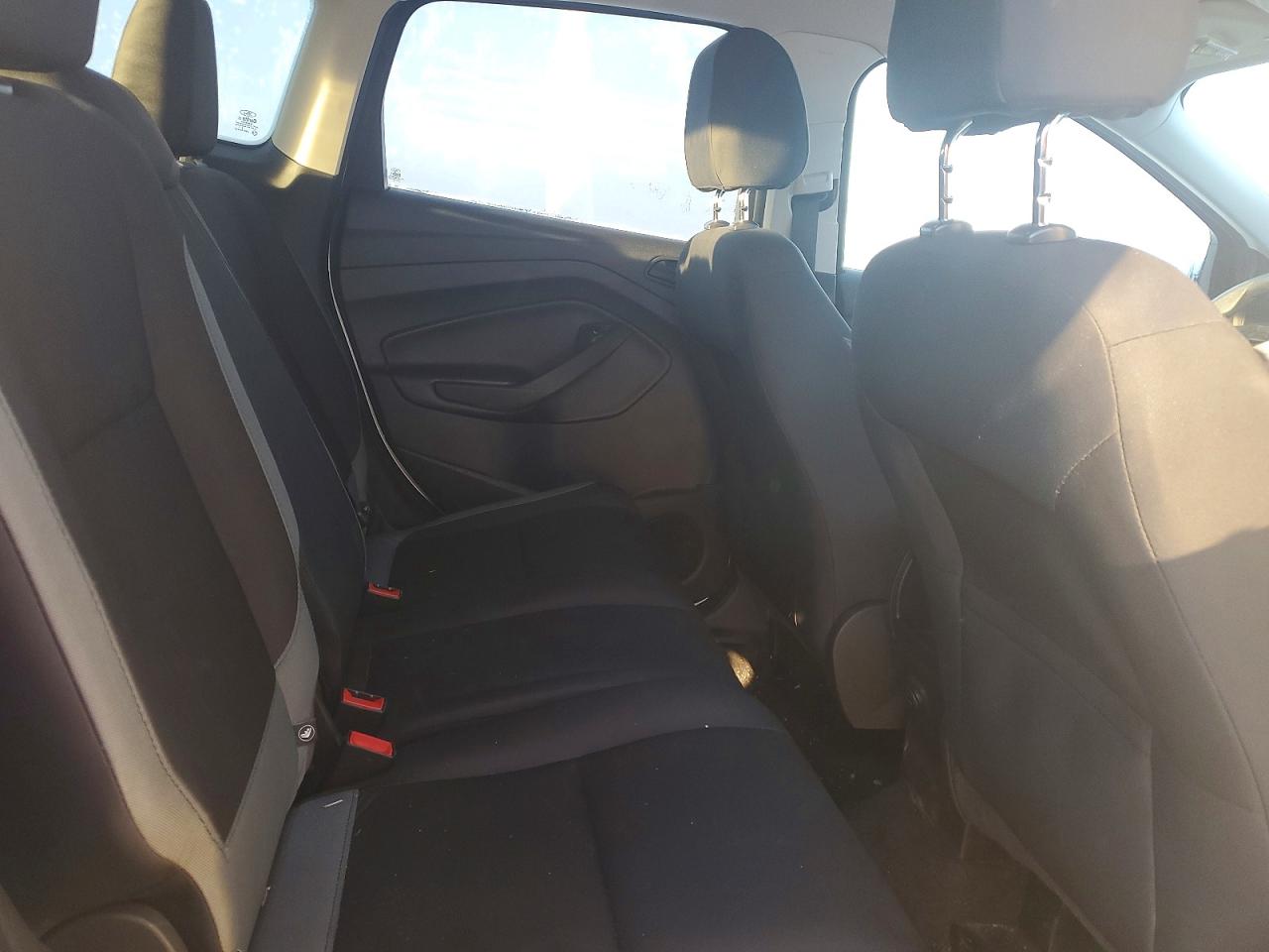 2016 FORD ESCAPE S photo 11