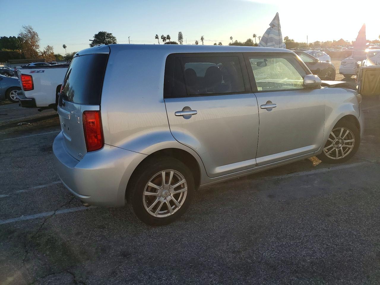 2008 TOYOTA SCION XB photo 5