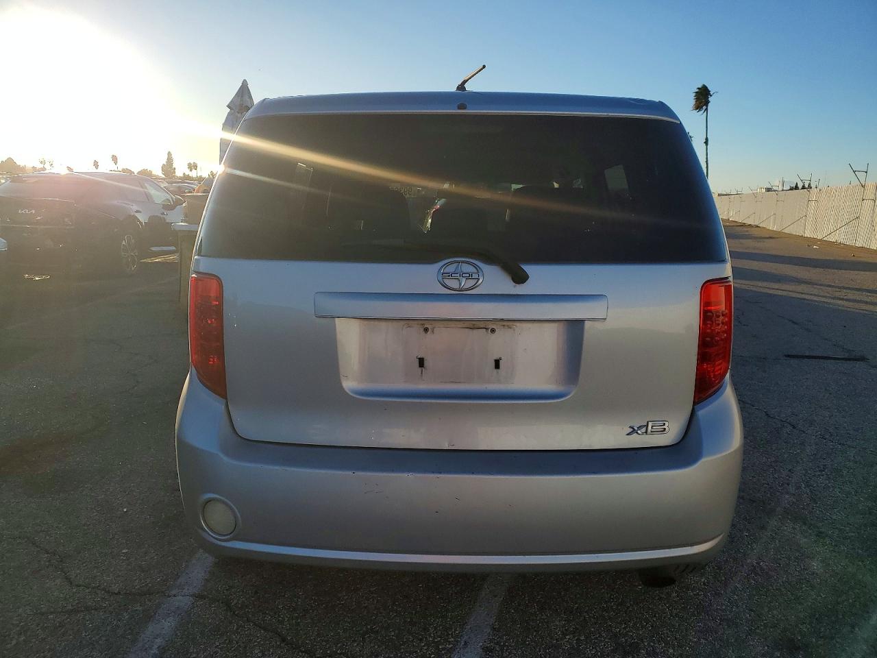 2008 TOYOTA SCION XB photo 11