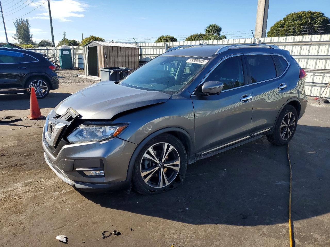 2018 NISSAN ROGUE