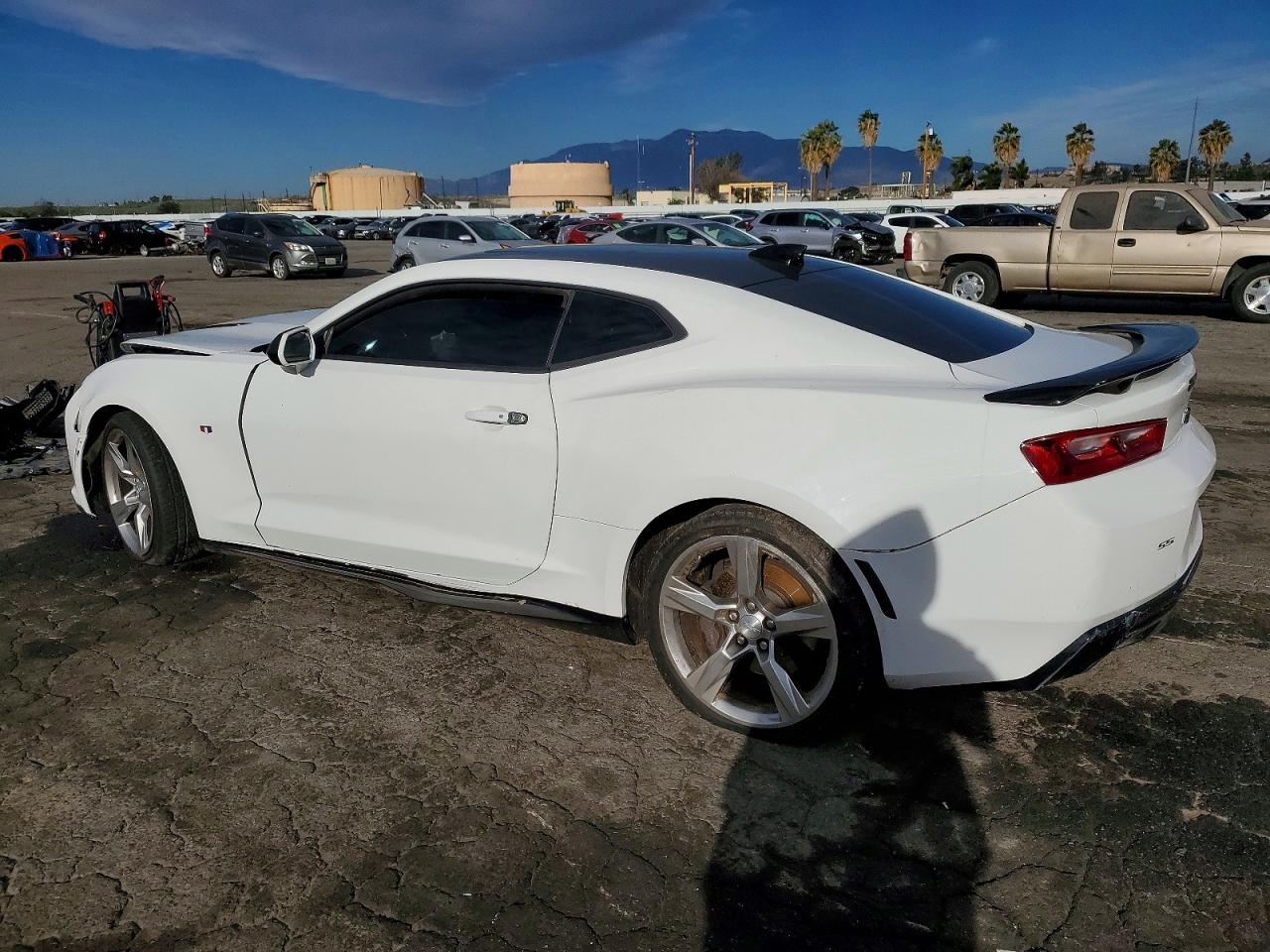 2016 CHEVROLET CAMARO SS photo 2