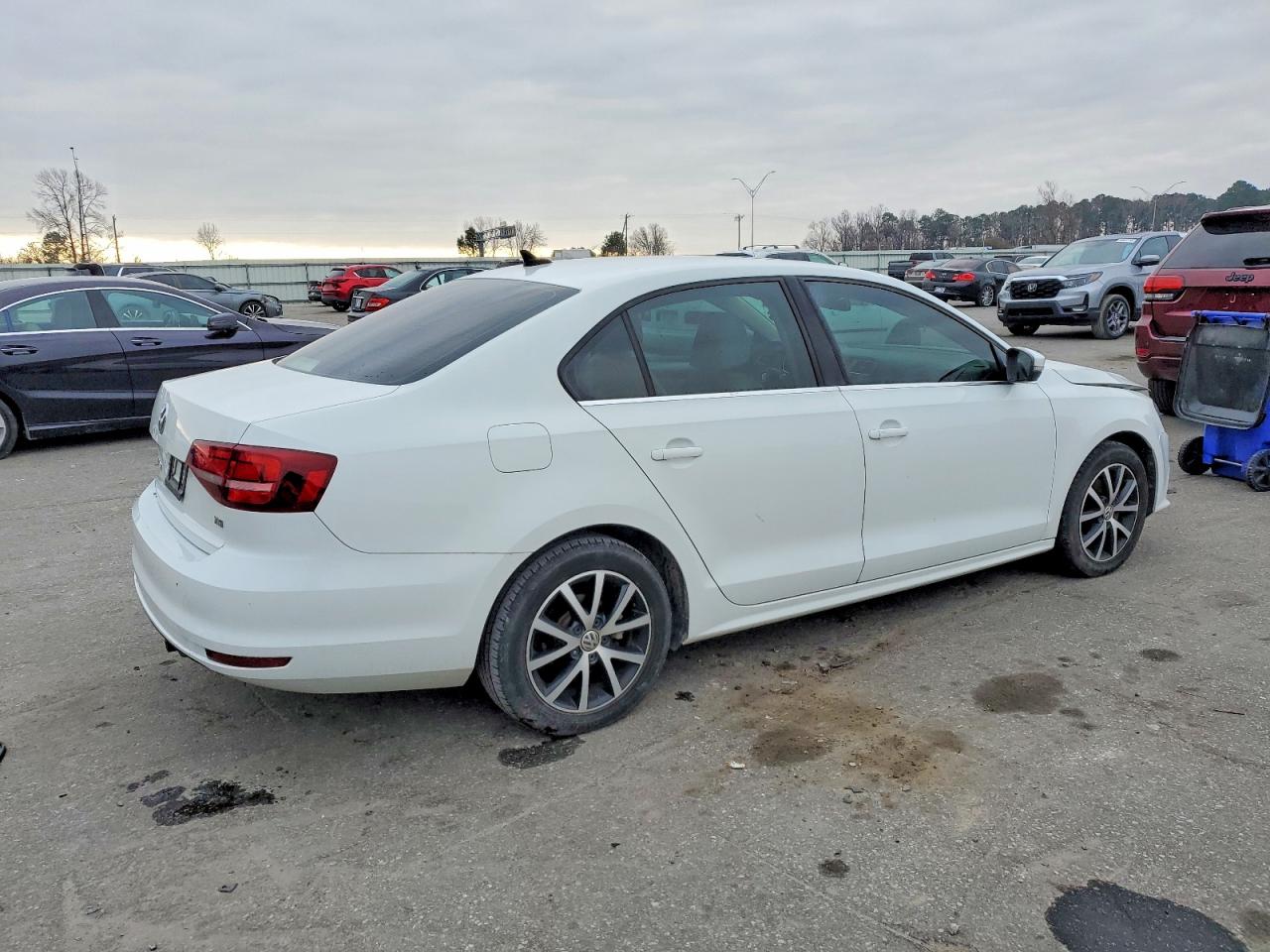 2017 VOLKSWAGEN JETTA SE photo 7