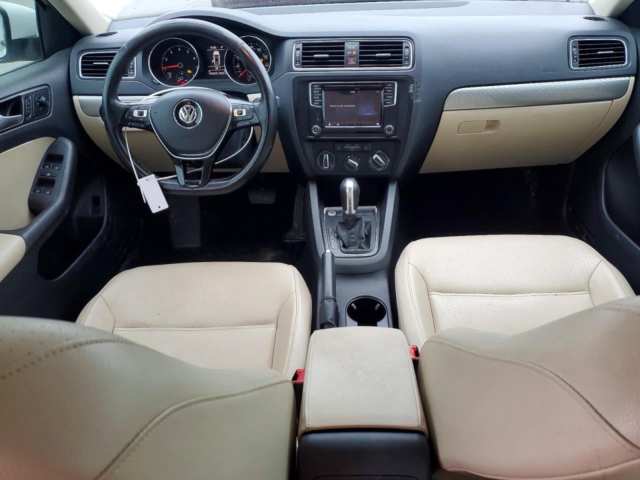 2017 VOLKSWAGEN JETTA SE photo 22