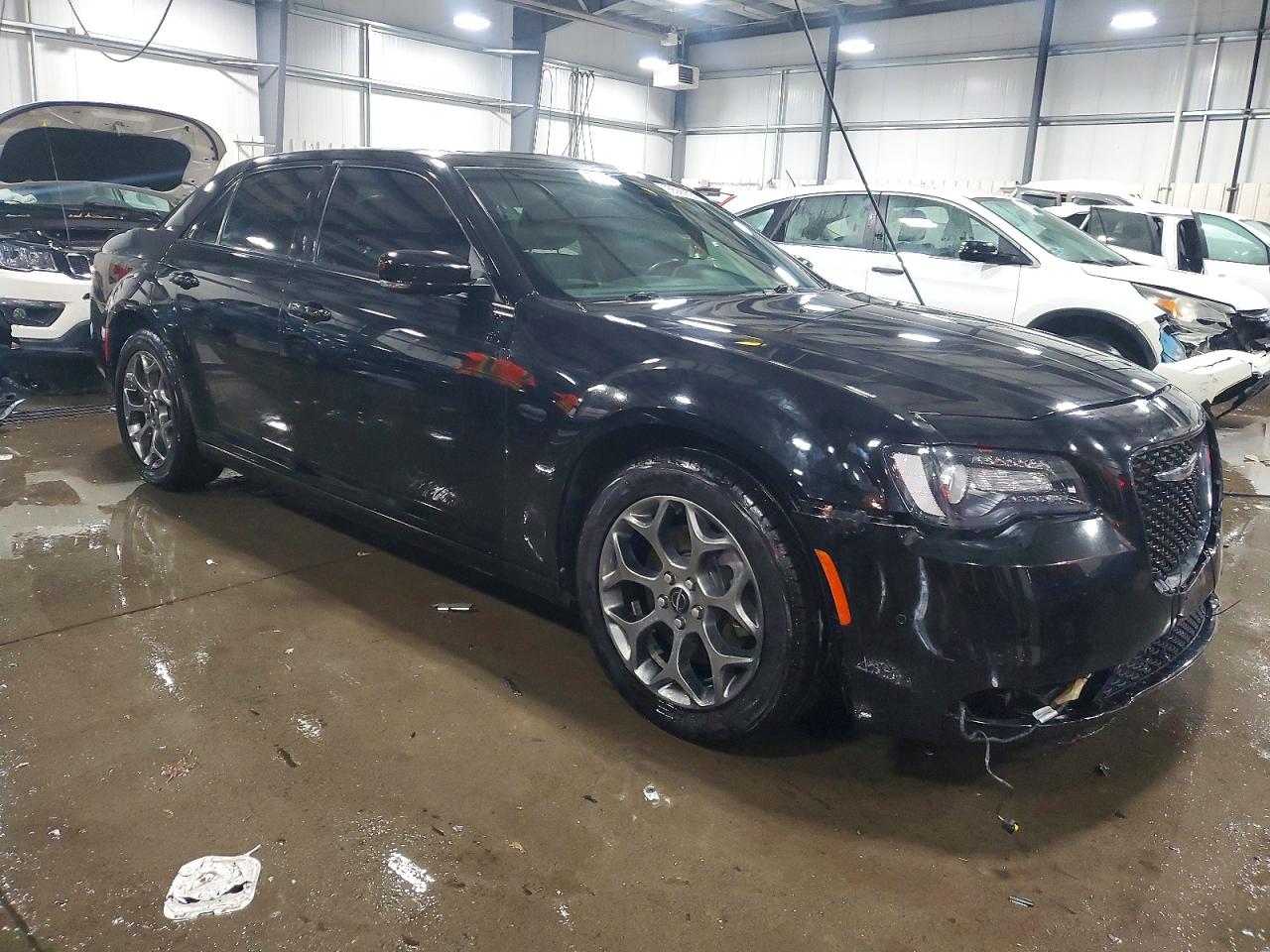 2016 CHRYSLER 300 S photo 4