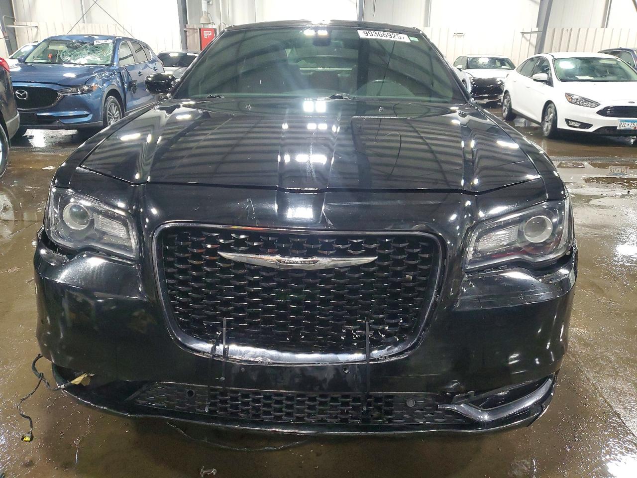 2016 CHRYSLER 300 S photo 5