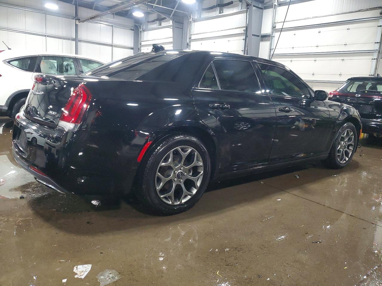 2016 CHRYSLER 300 S photo 3
