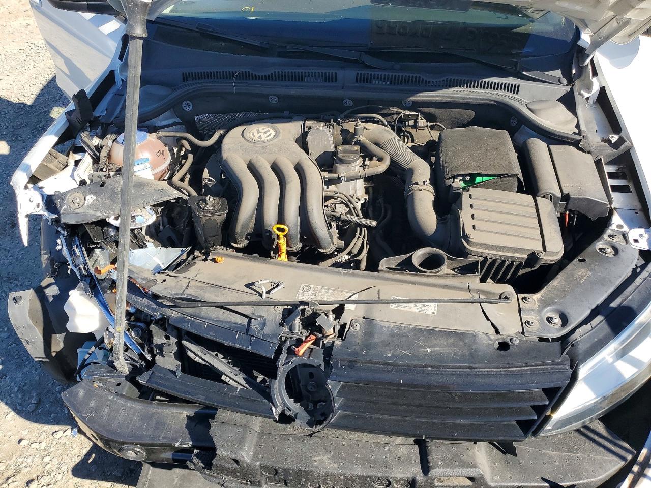 2013 VOLKSWAGEN JETTA BASE photo 11