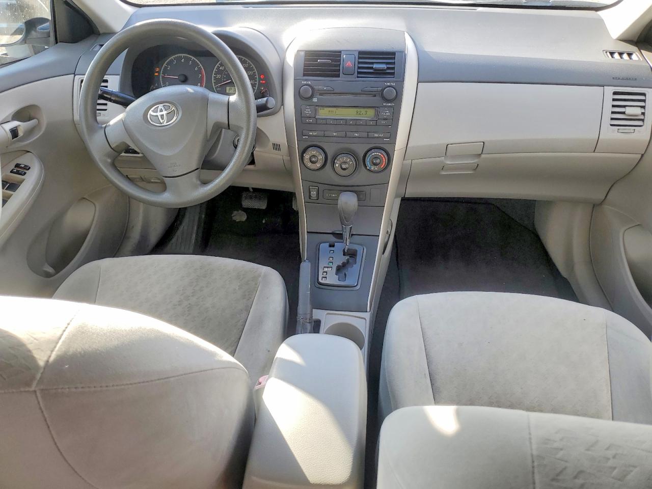 2009 TOYOTA COROLLA BASE photo 8