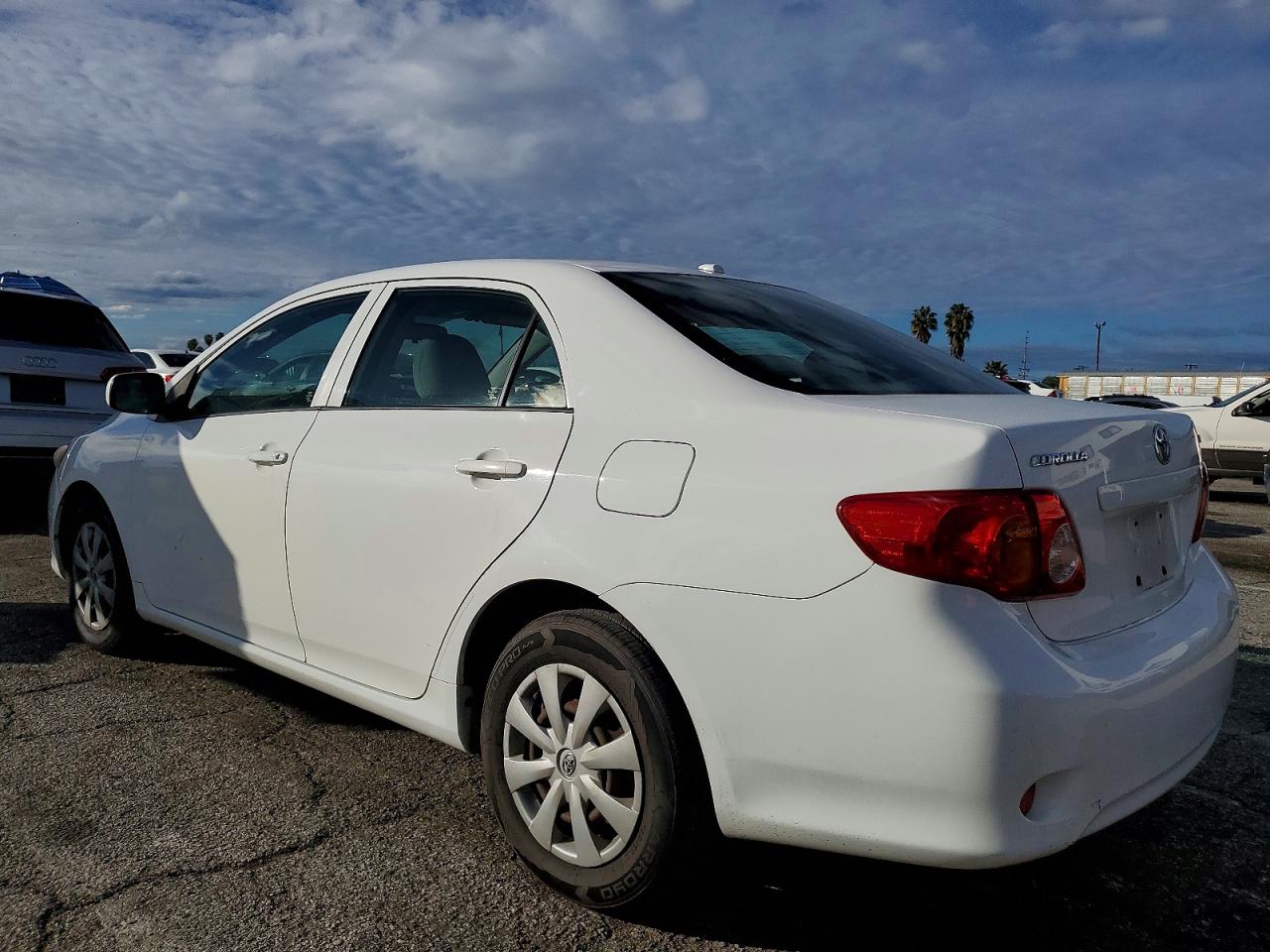 2009 TOYOTA COROLLA BASE photo 2
