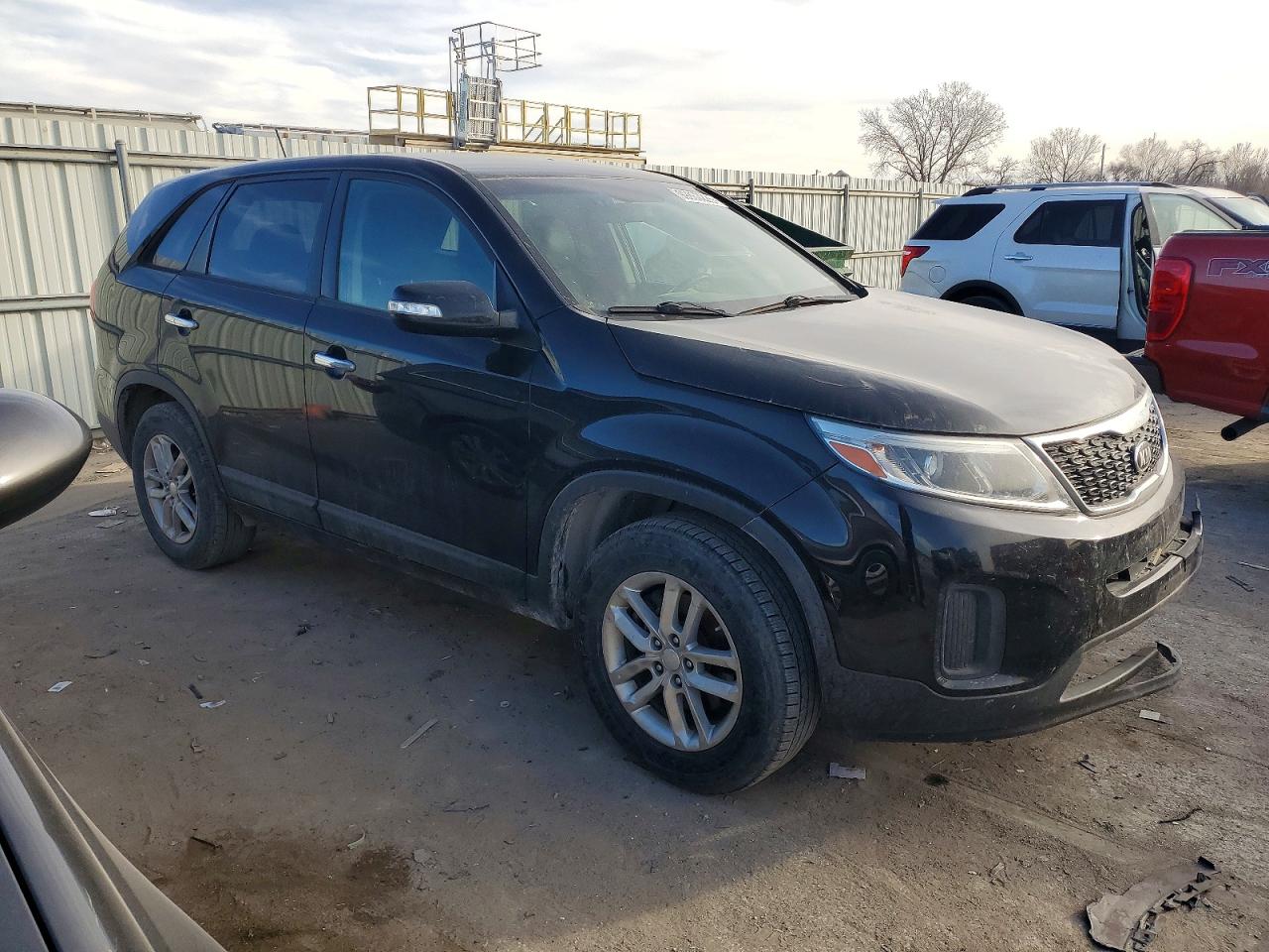 2014 KIA SORENTO LX photo 4