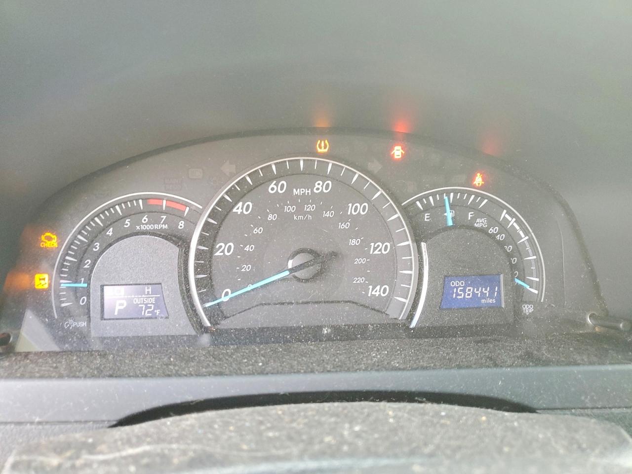 2014 TOYOTA CAMRY L photo 9