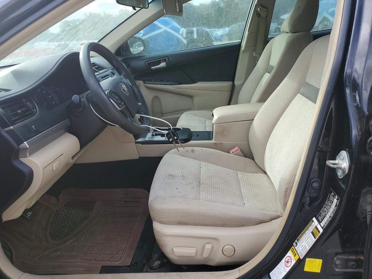 2014 TOYOTA CAMRY L photo 7