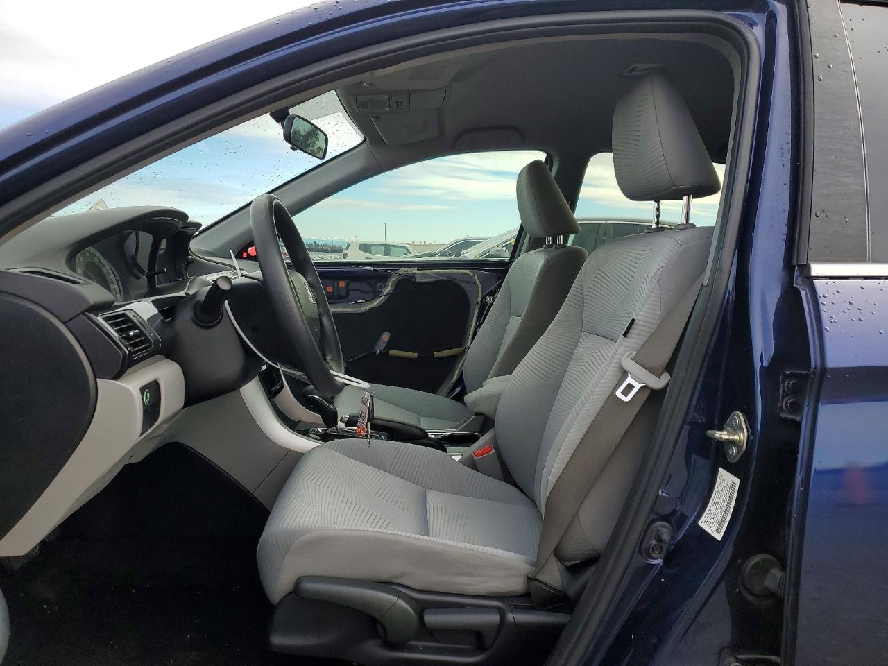 2016 HONDA ACCORD LX photo 7
