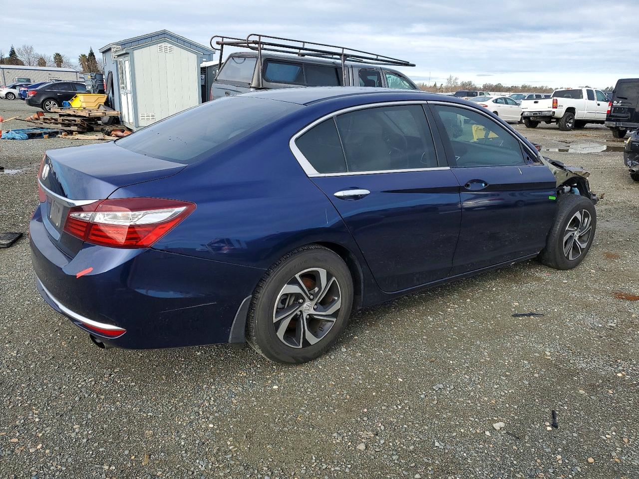 2016 HONDA ACCORD LX photo 3