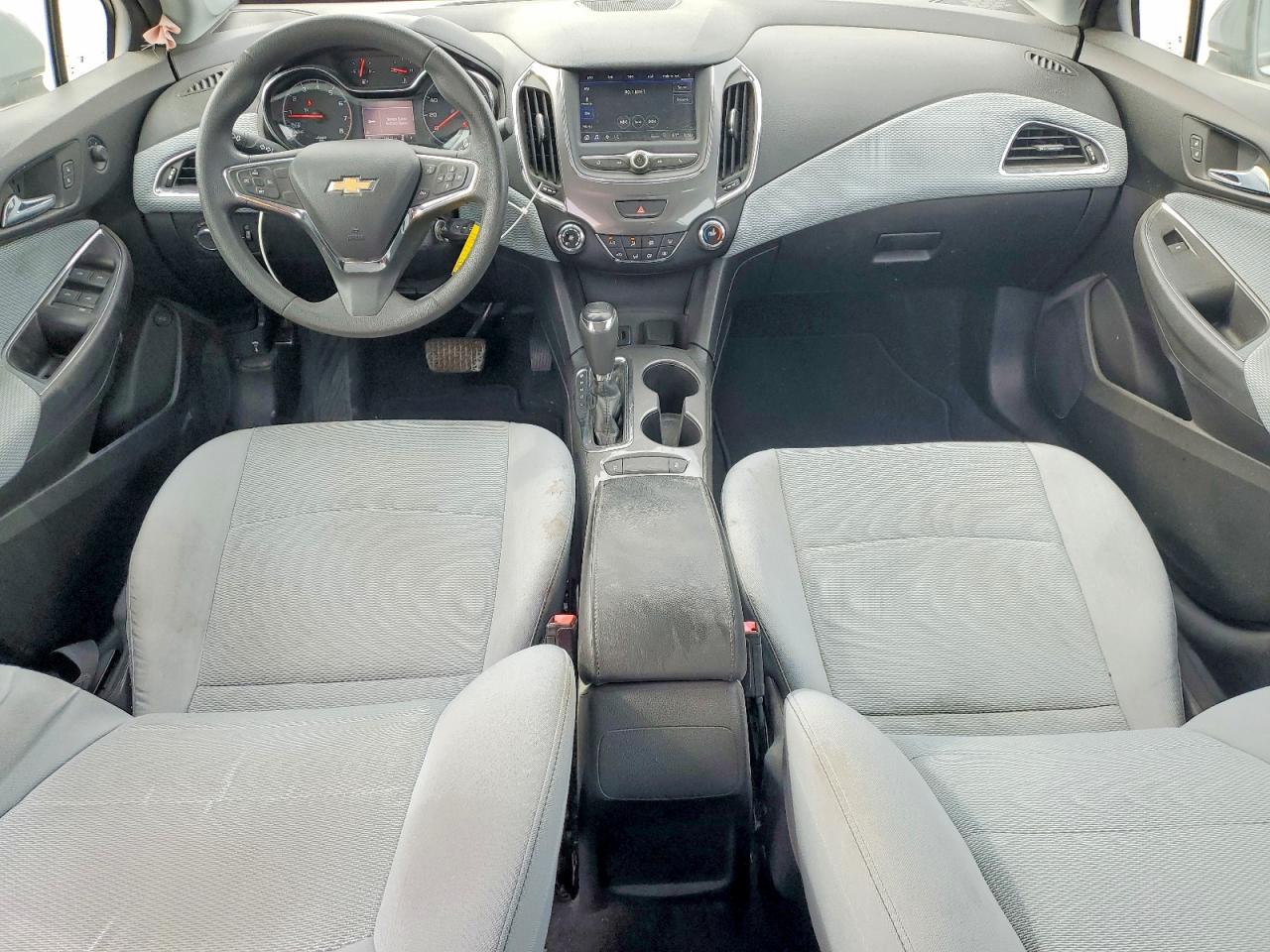 2019 CHEVROLET CRUZE LS photo 8