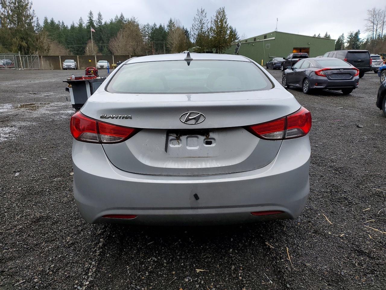 2013 HYUNDAI ELANTRA GLS photo 6