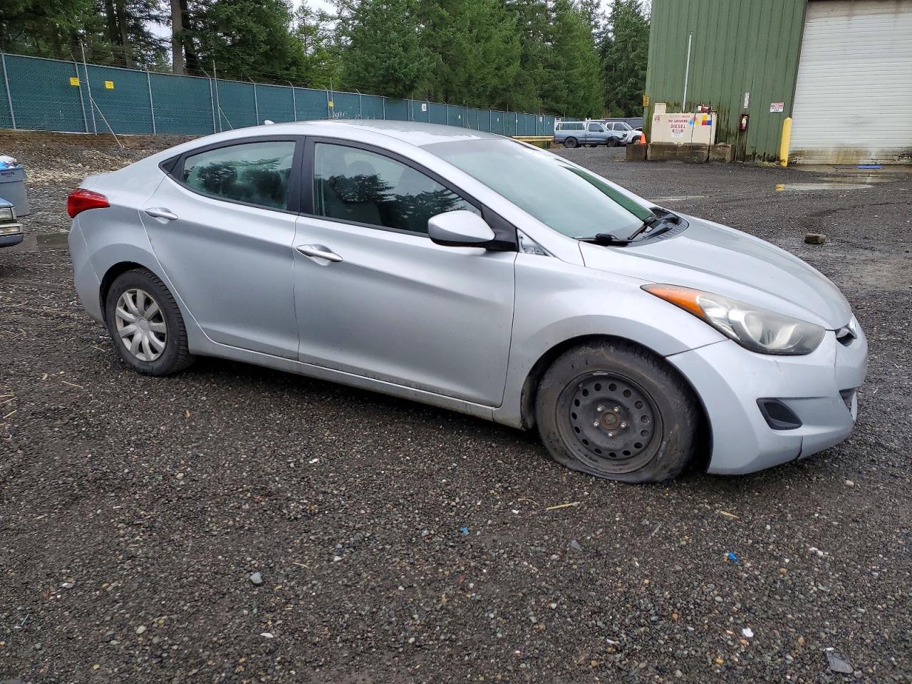 2013 HYUNDAI ELANTRA GLS photo 4